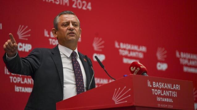 Ak Parti den İstifa Eden