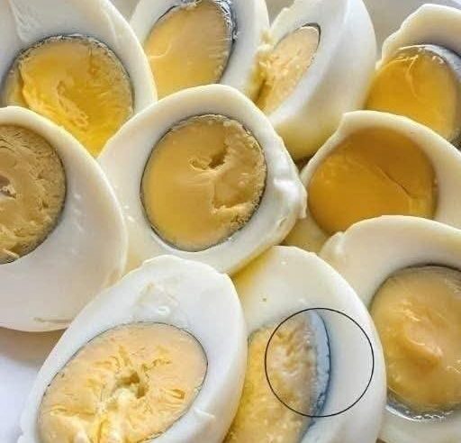 Yumurta haşlarken oluşan yeşil halkaya dikkat!