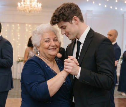 Sınıf arkadaşlarım yıllarca yemekhane görevlisi