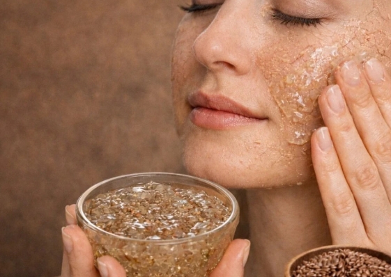 Cildi cam gibi yapan doğal jel! 15 dakika suda bekletin