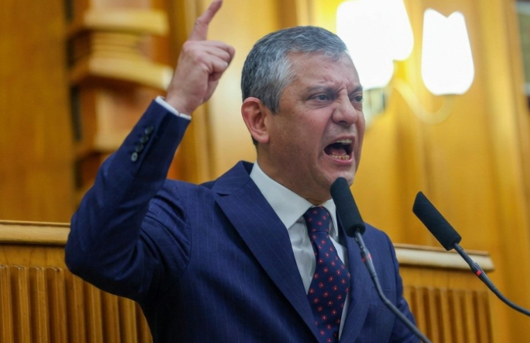 Özgür Özel’den