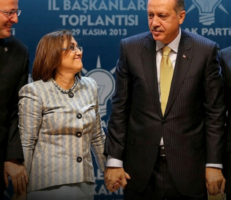 AKP’li Başkan İtiraf Etti