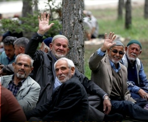 65 yaş üstüne