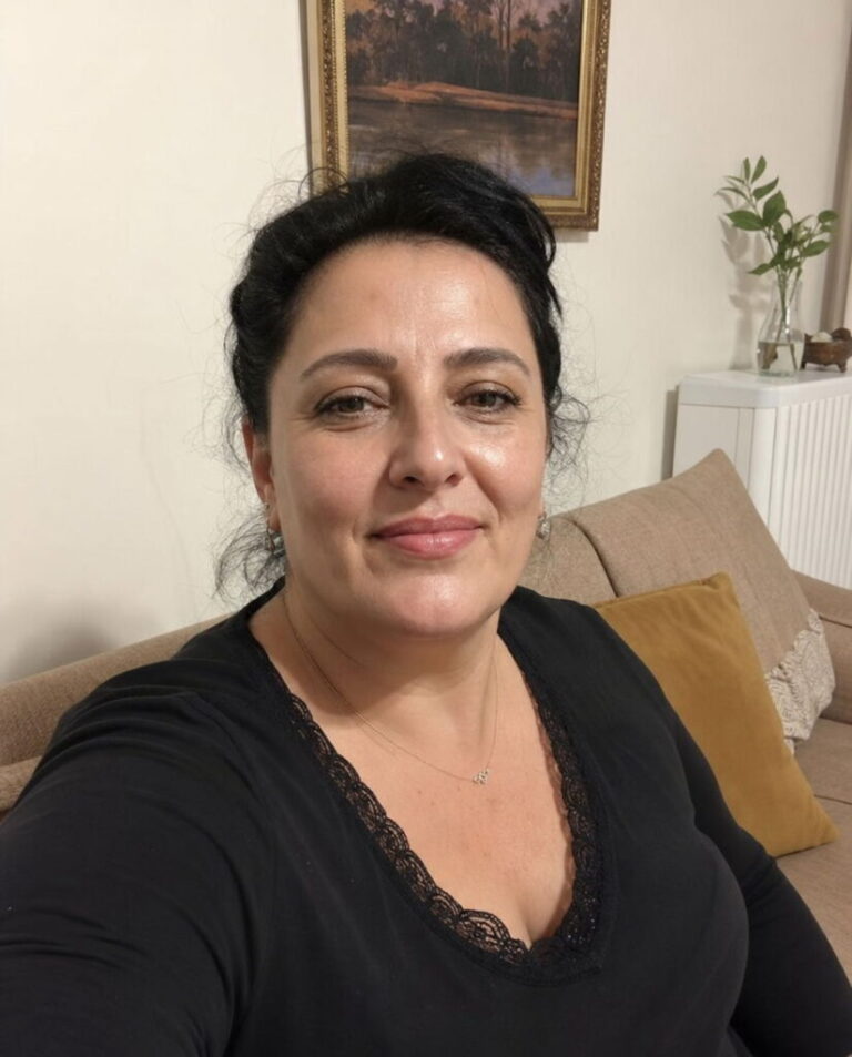 Kendinden küçük biriyle aşk yaşayan kadınlara hep kızardım