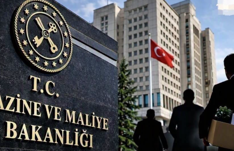 Hazine ve Maliye Bakanlığında büyük istifa
