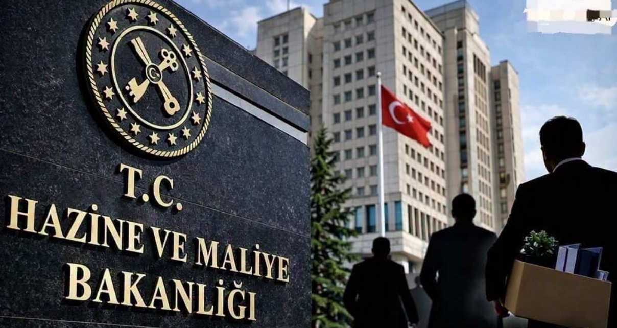 Hazine ve Maliye Bakanlığında büyük istifa